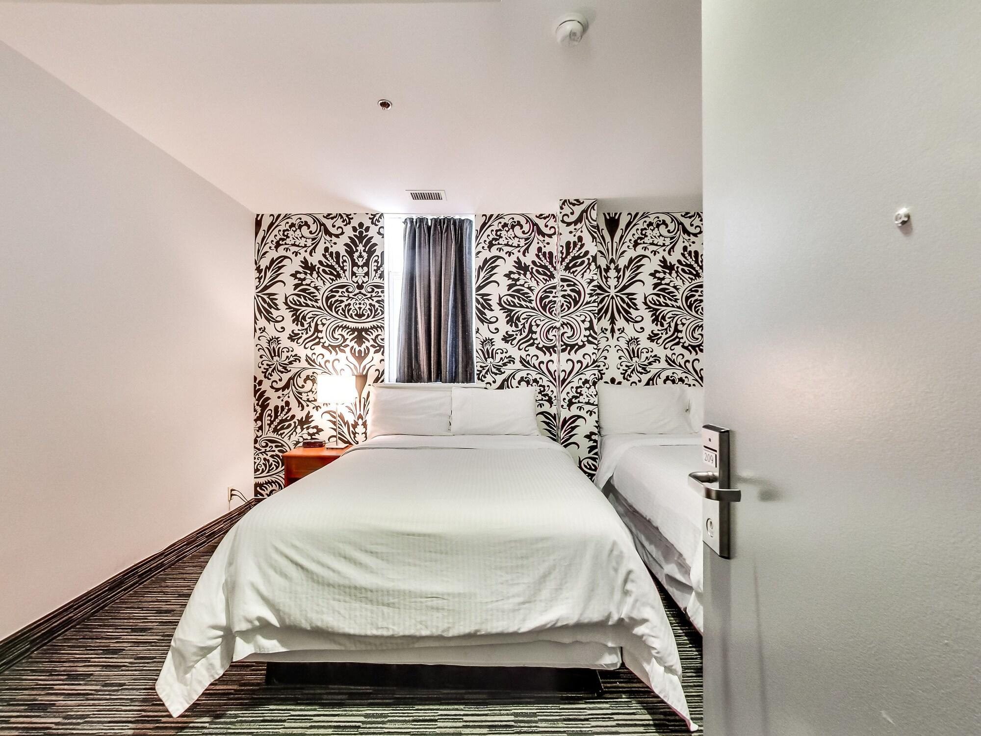 Isabella Hotel & Suites Toronto Exteriér fotografie